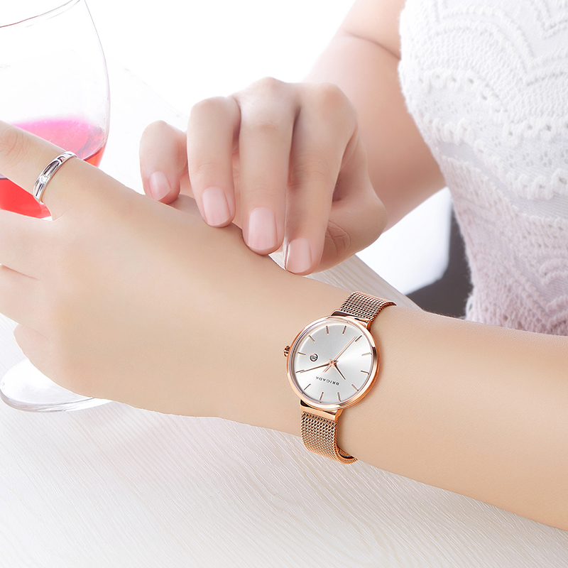 在手表厂家订制手表要注意什么，又怎样才能把订制的手表卖出去？